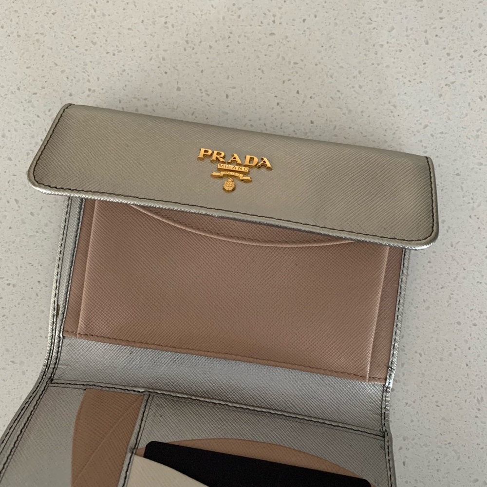 Brand New authentic Prada saffiano leather wallet/ - Picture 5 of 8